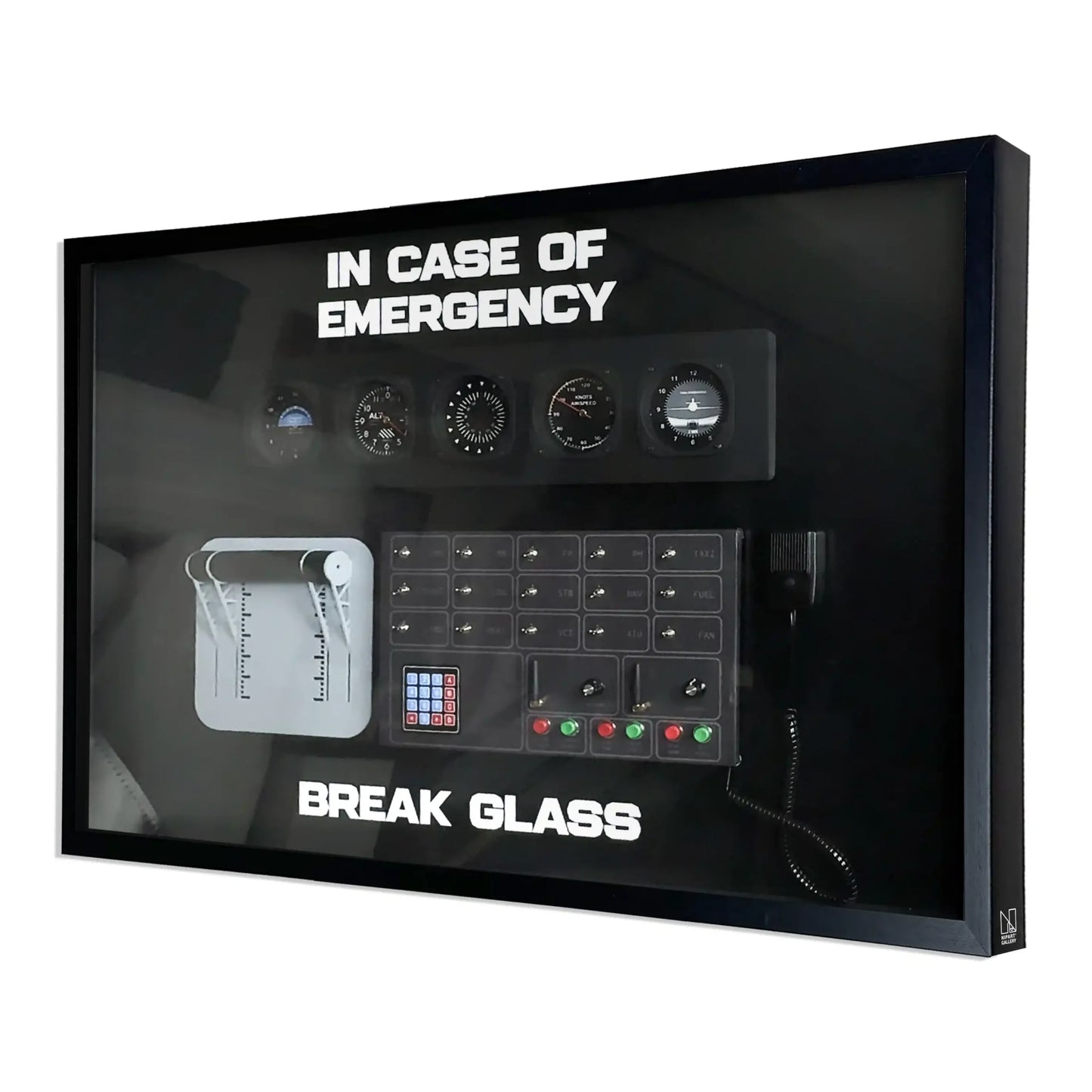 FLIGHT STIMUlLATER EMERGENCY BOX